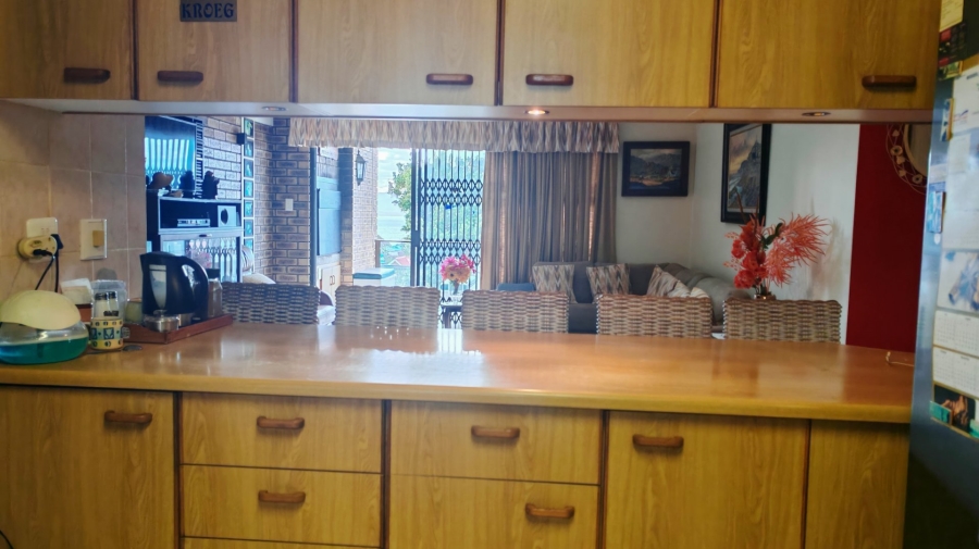 3 Bedroom Property for Sale in Mossel Bay Central Western Cape